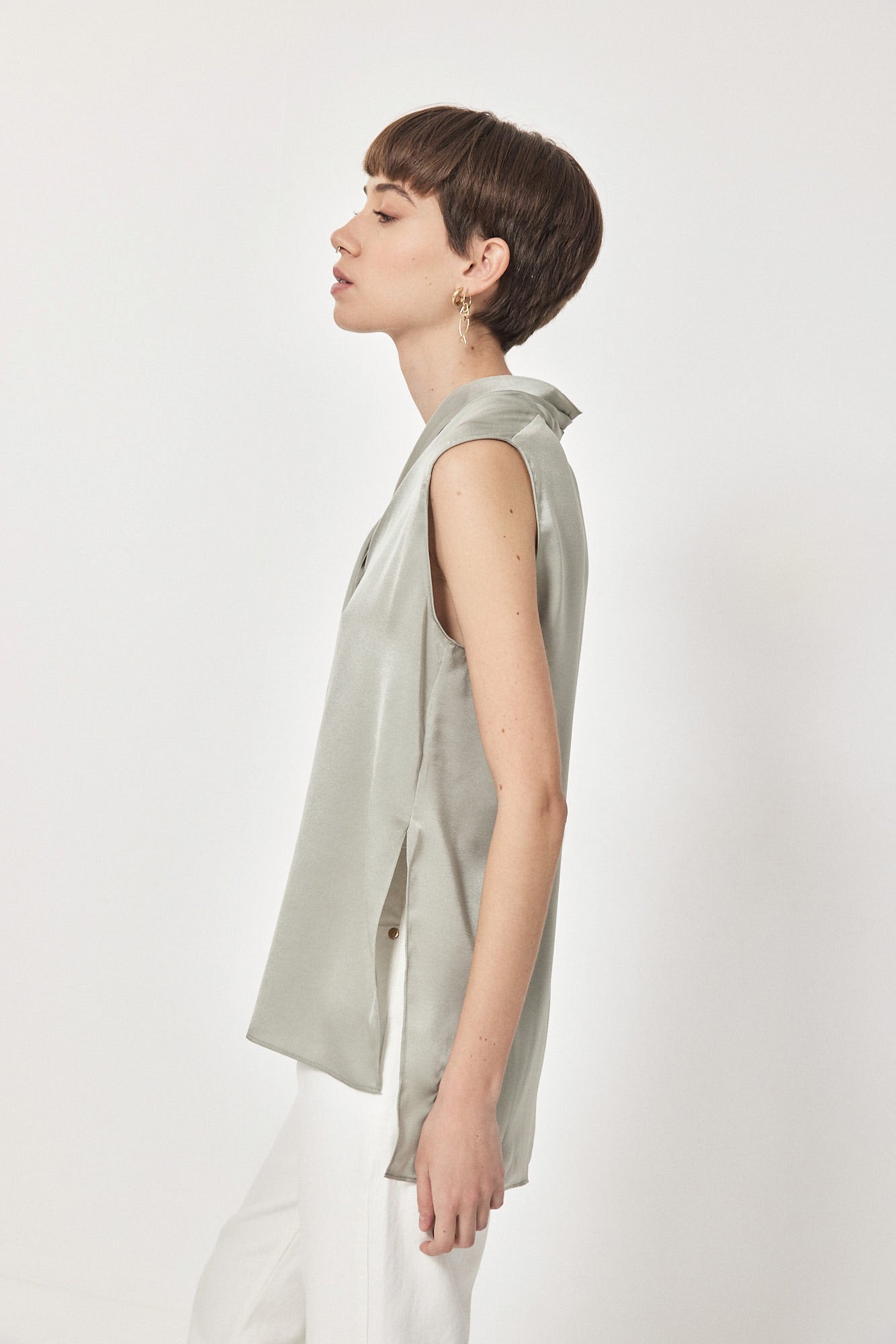 BUTTON TANK TOP MINT