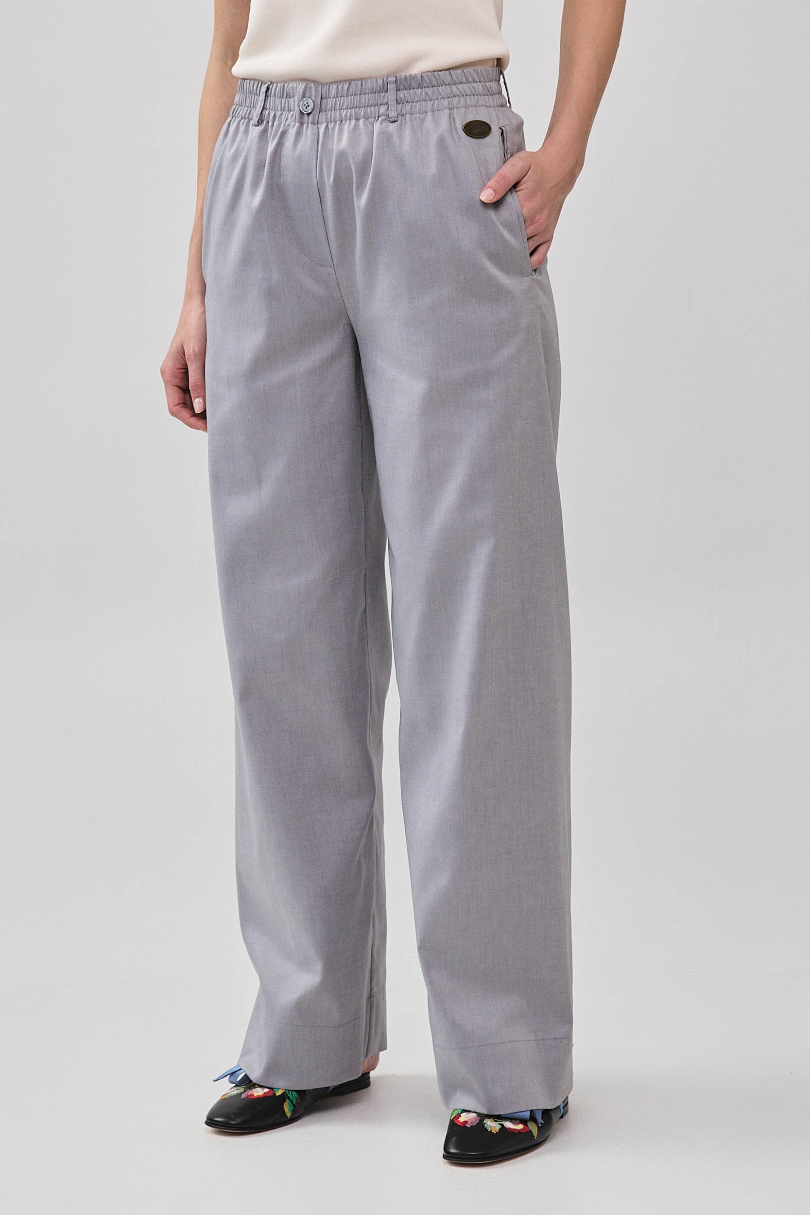ROBERTA PANTS GRAY JEANS