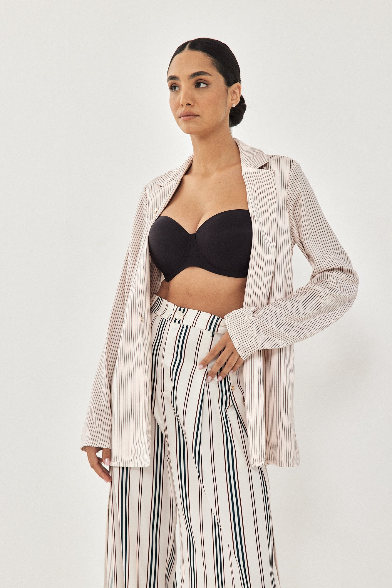 WIDE PANTS SLIT STRIPE