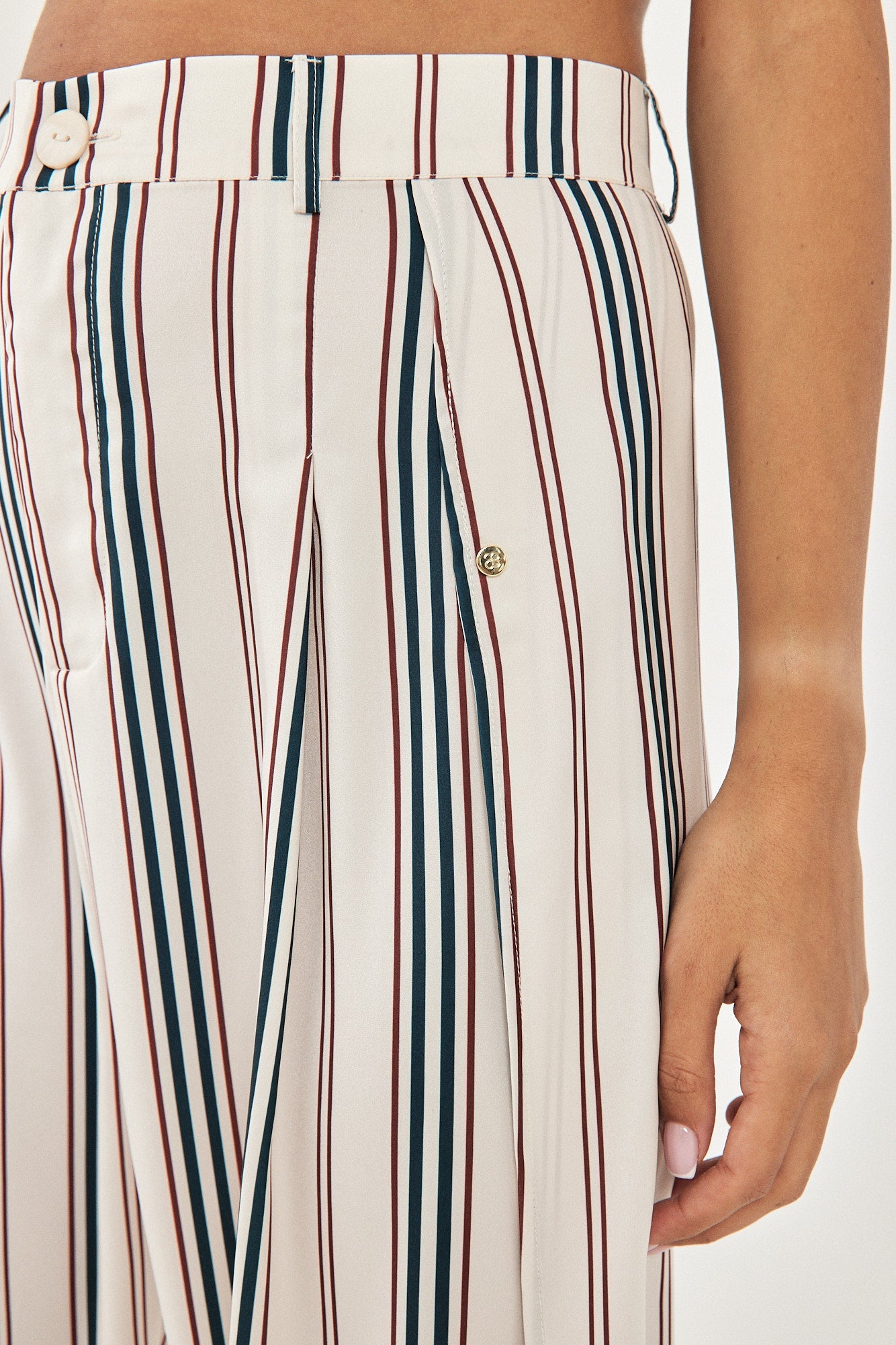 WIDE PANTS SLIT STRIPE