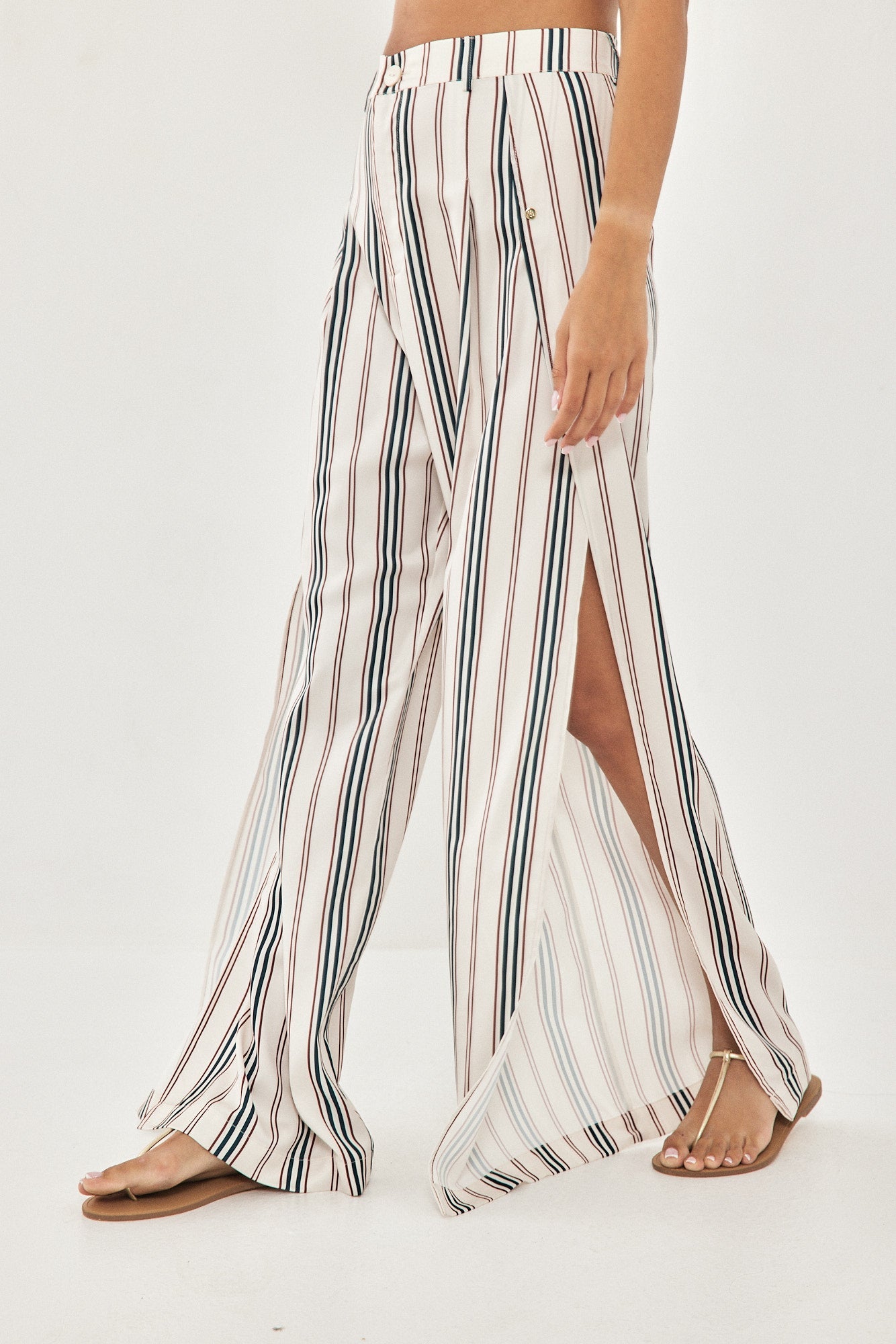 WIDE PANTS SLIT STRIPE