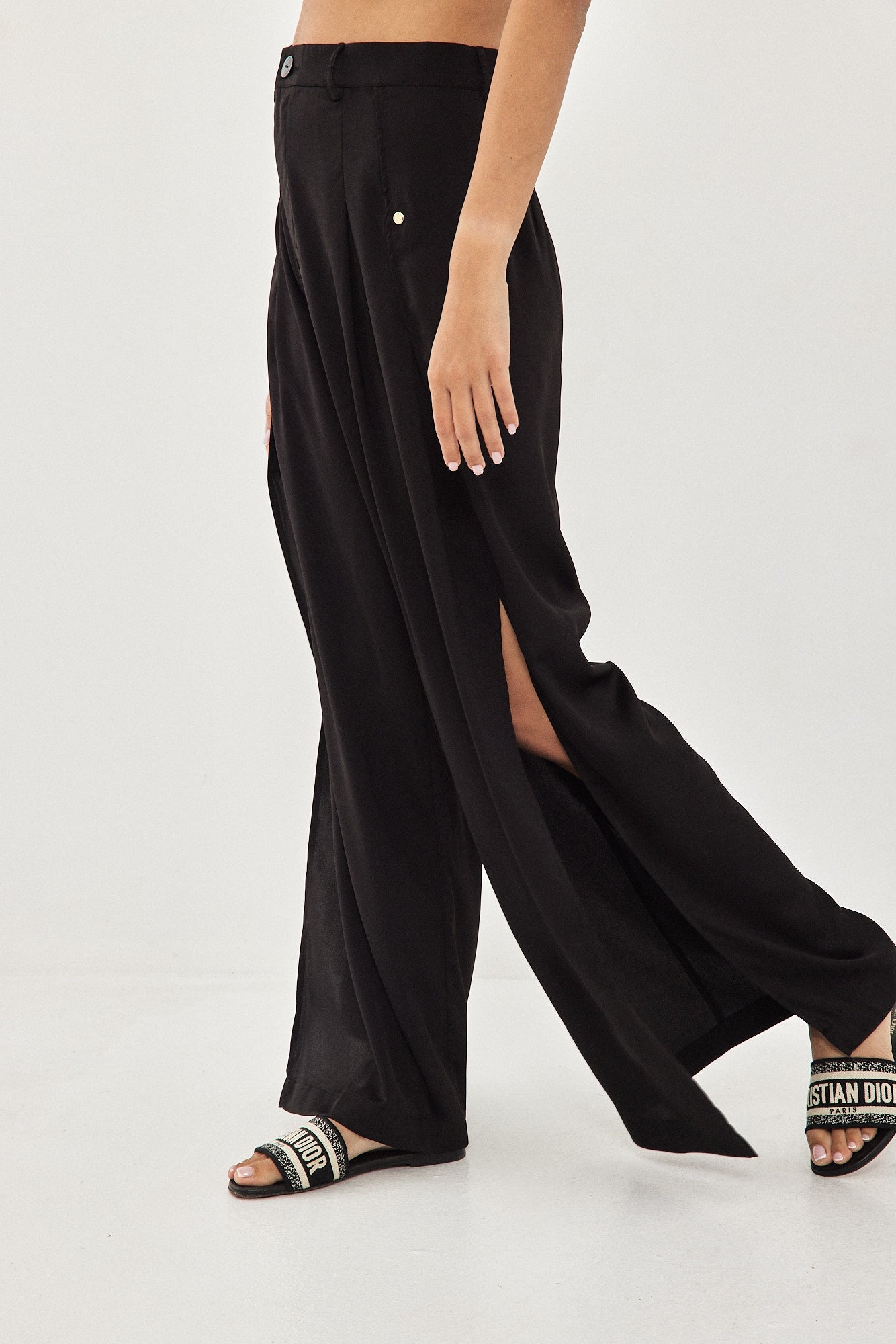 WIDE PANTS SLIT BLACK
