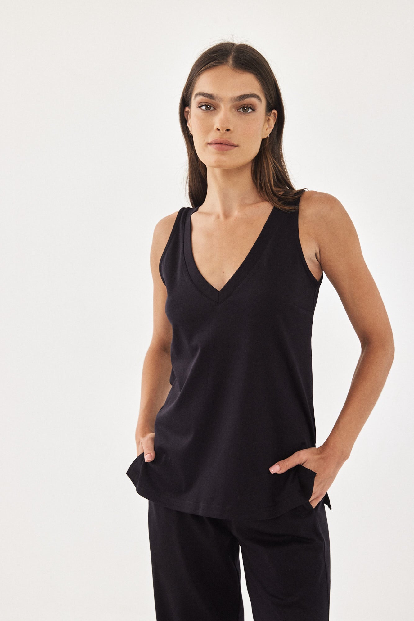 GALIS TANK TOP BLACK