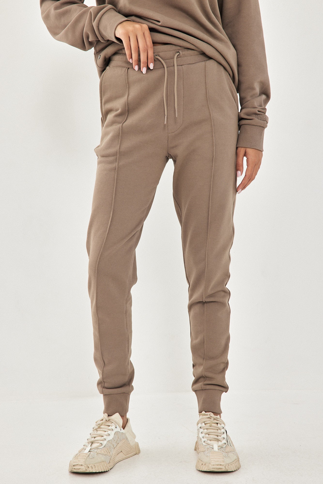 ARIEL UNISEX JOOGER BROWN