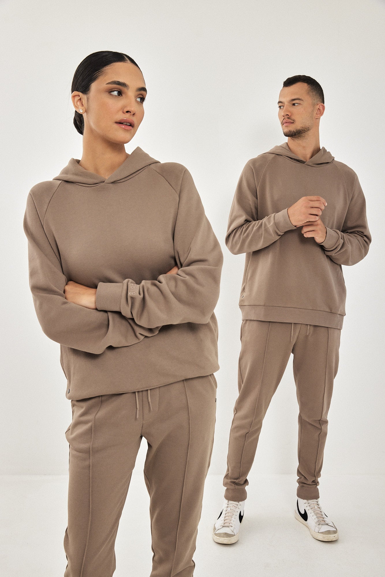 ARIEL UNISEX JOOGER BROWN