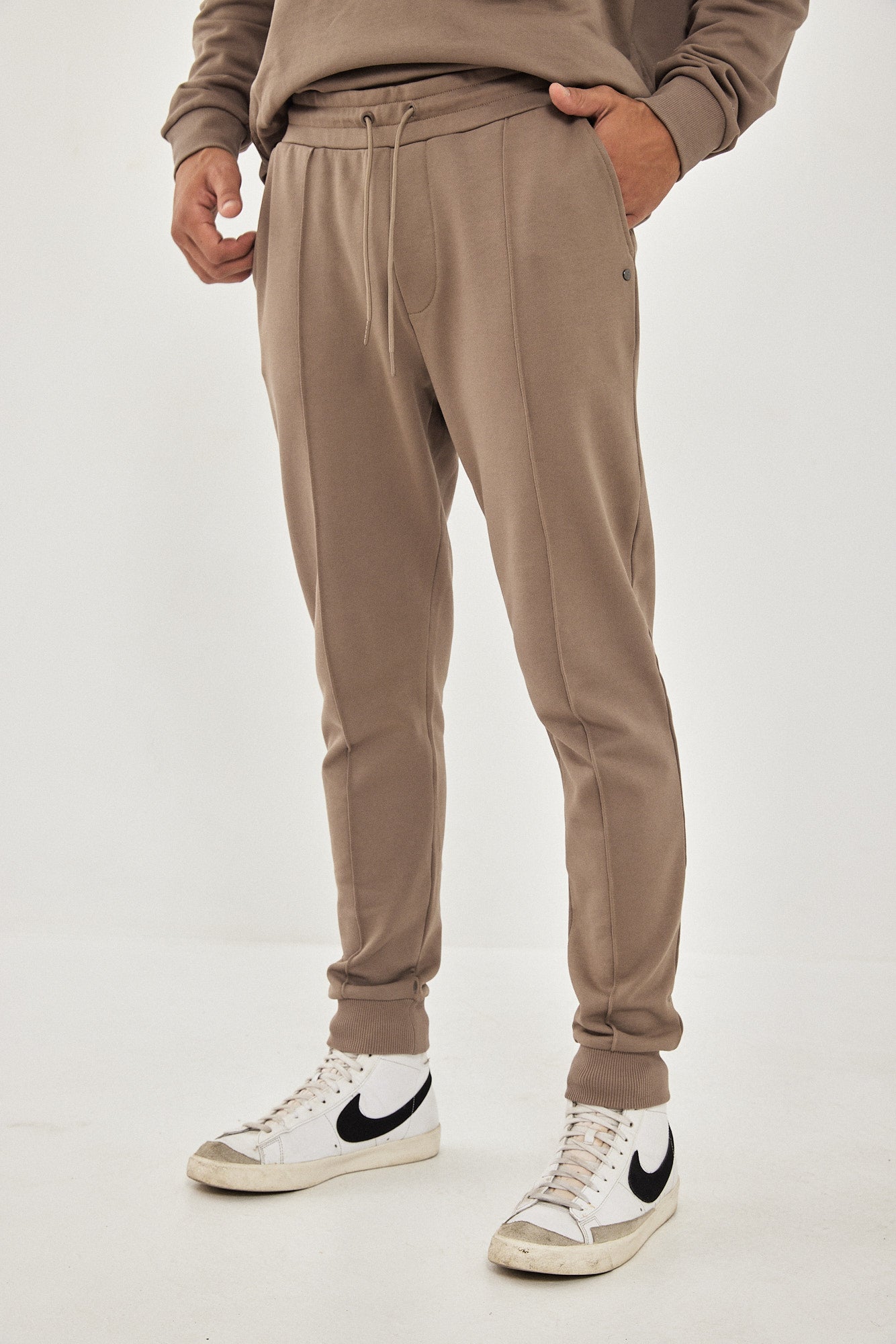 ARIEL UNISEX JOOGER BROWN