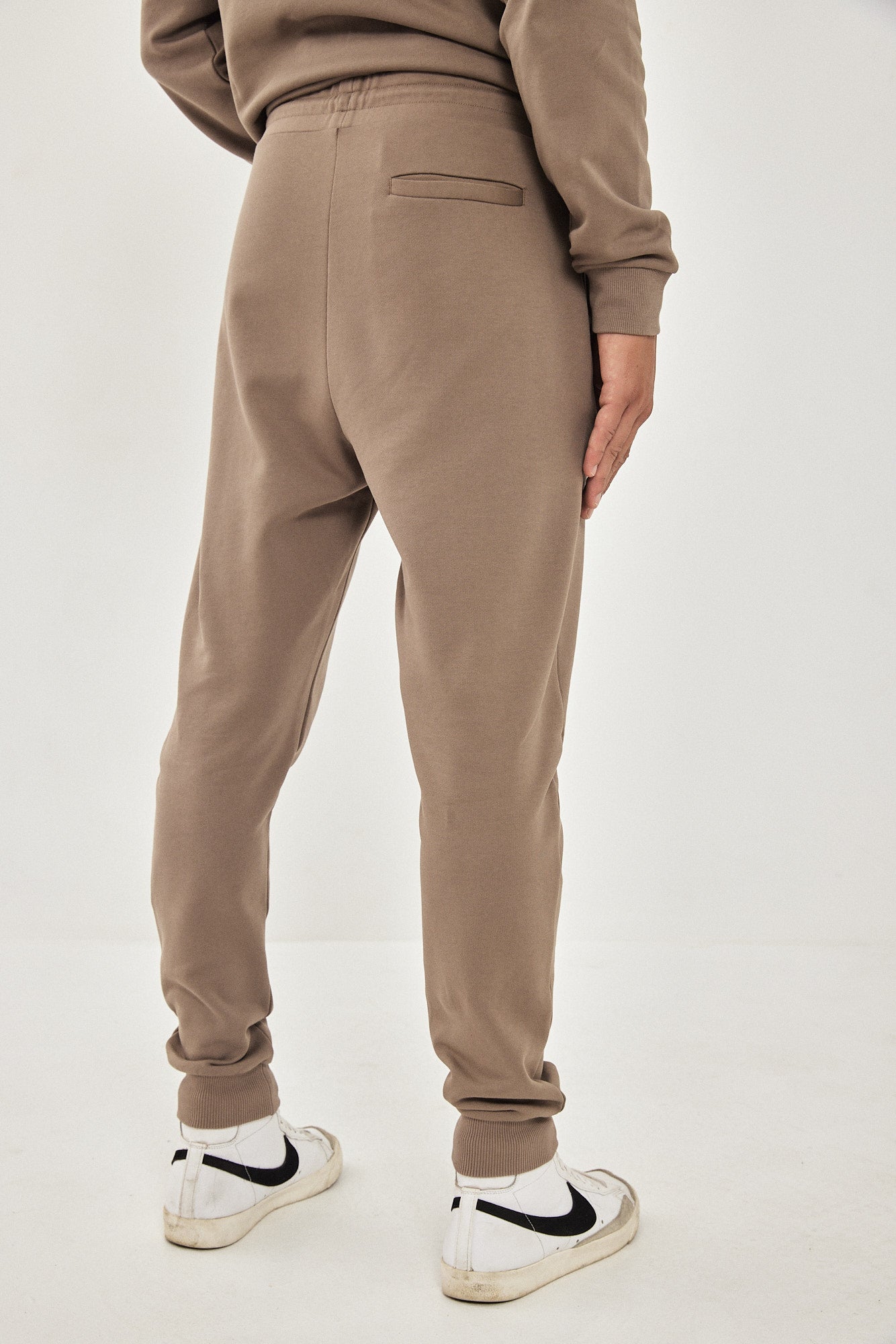 ARIEL UNISEX JOOGER BROWN