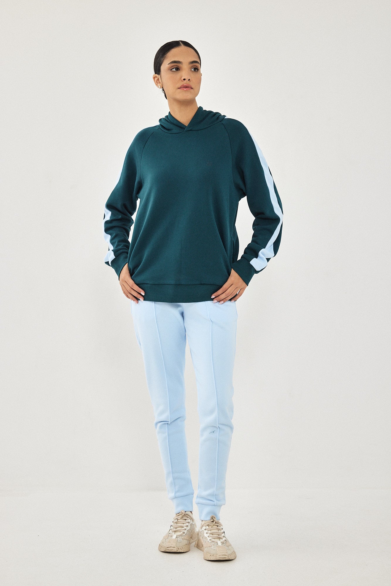 ARIEL UNISEX JOOGER LIGHT BLUE