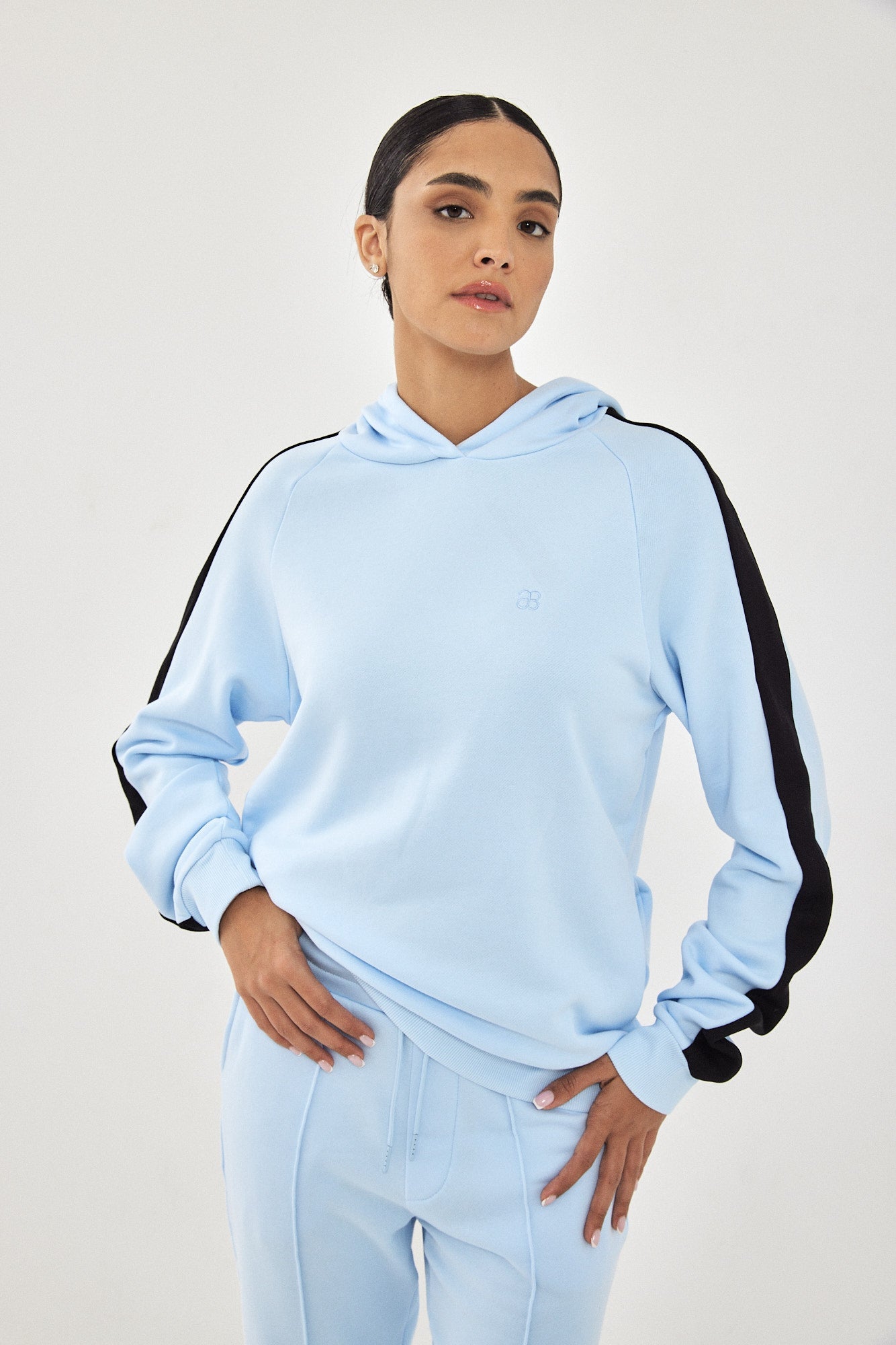 AMIT HODDIE LIGHT BLUE