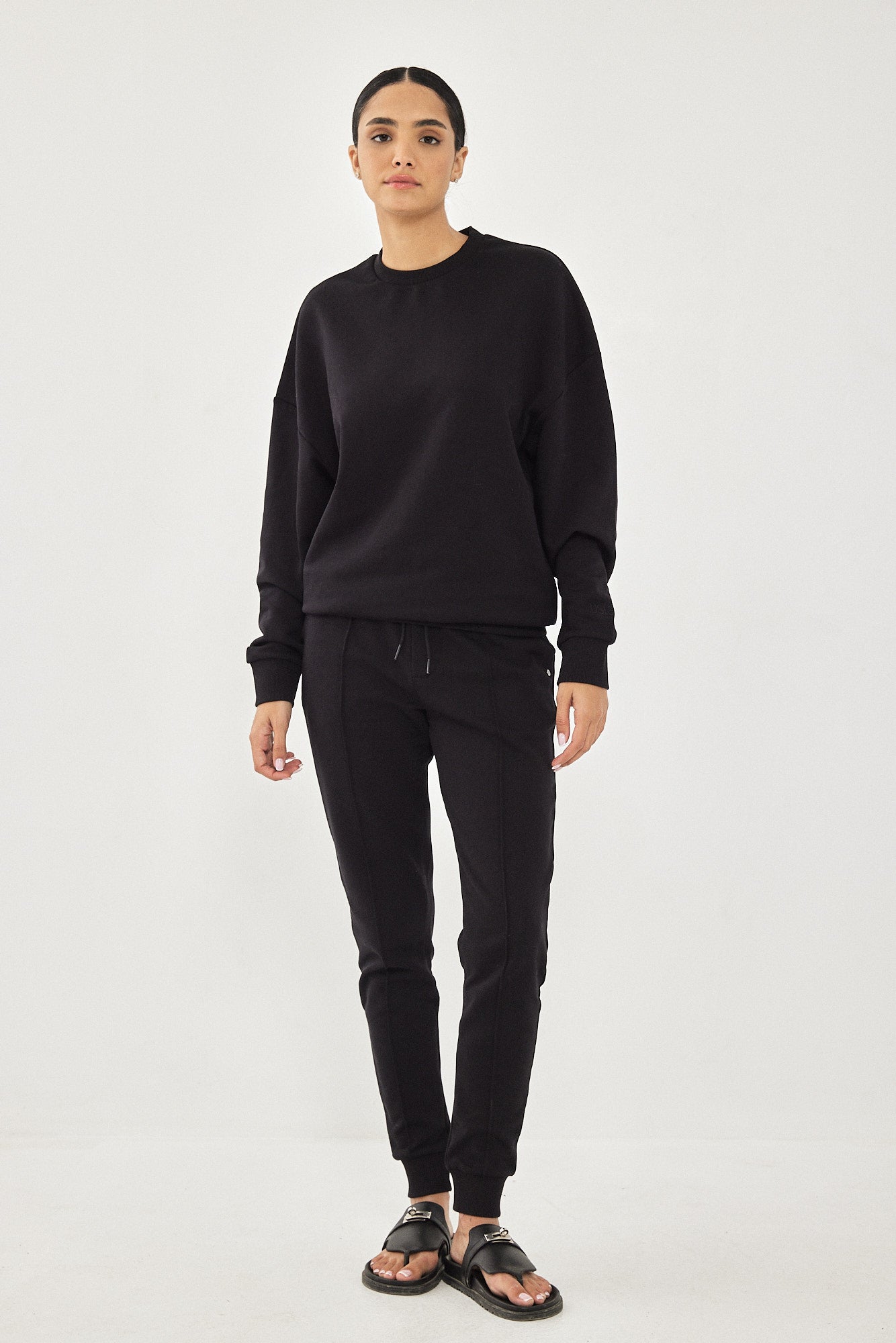 ARIEL UNISEX JOOGER BLACK