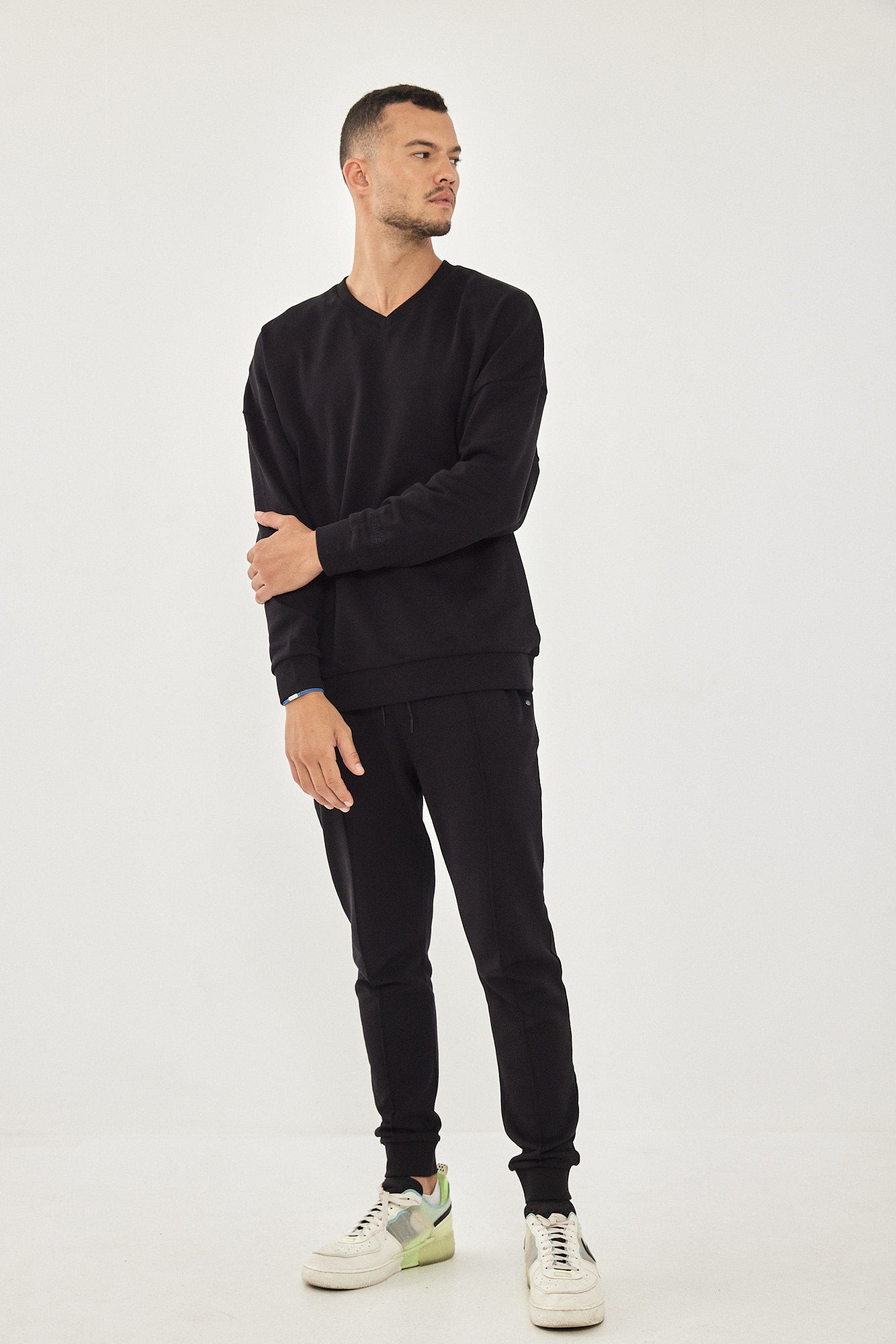 ARIEL UNISEX JOOGER BLACK