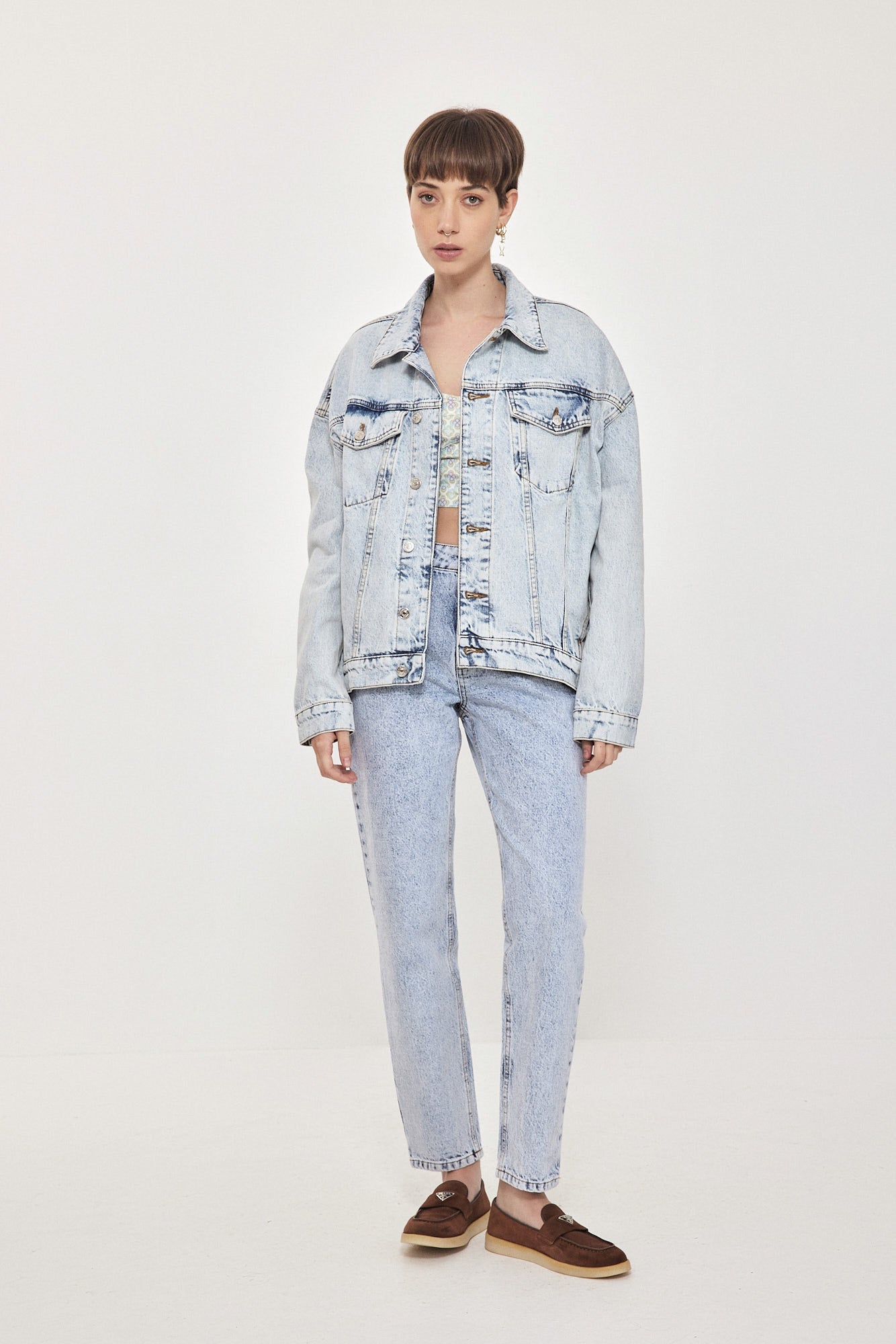 NO 10. MOM JEANS HIGH WAIST LIGHT BLUE