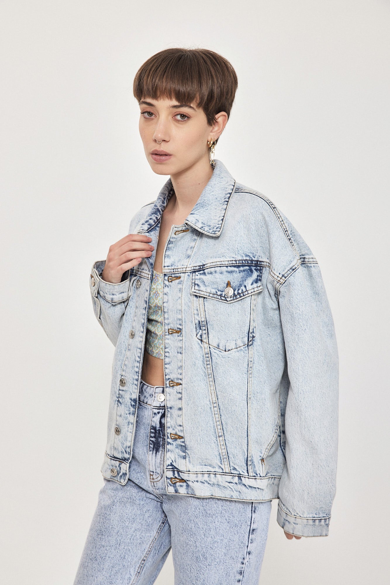 DENIM JACKET LIGHT BLUE