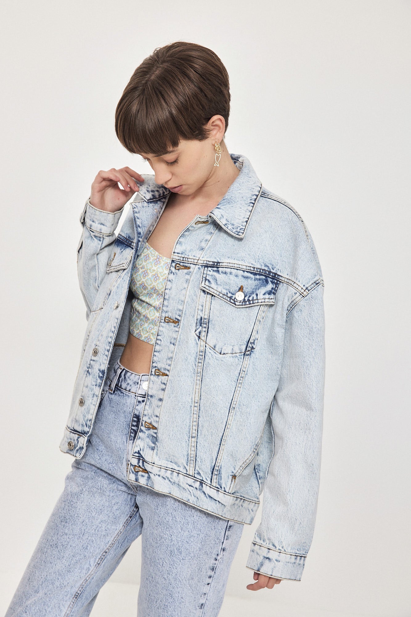 DENIM JACKET LIGHT BLUE