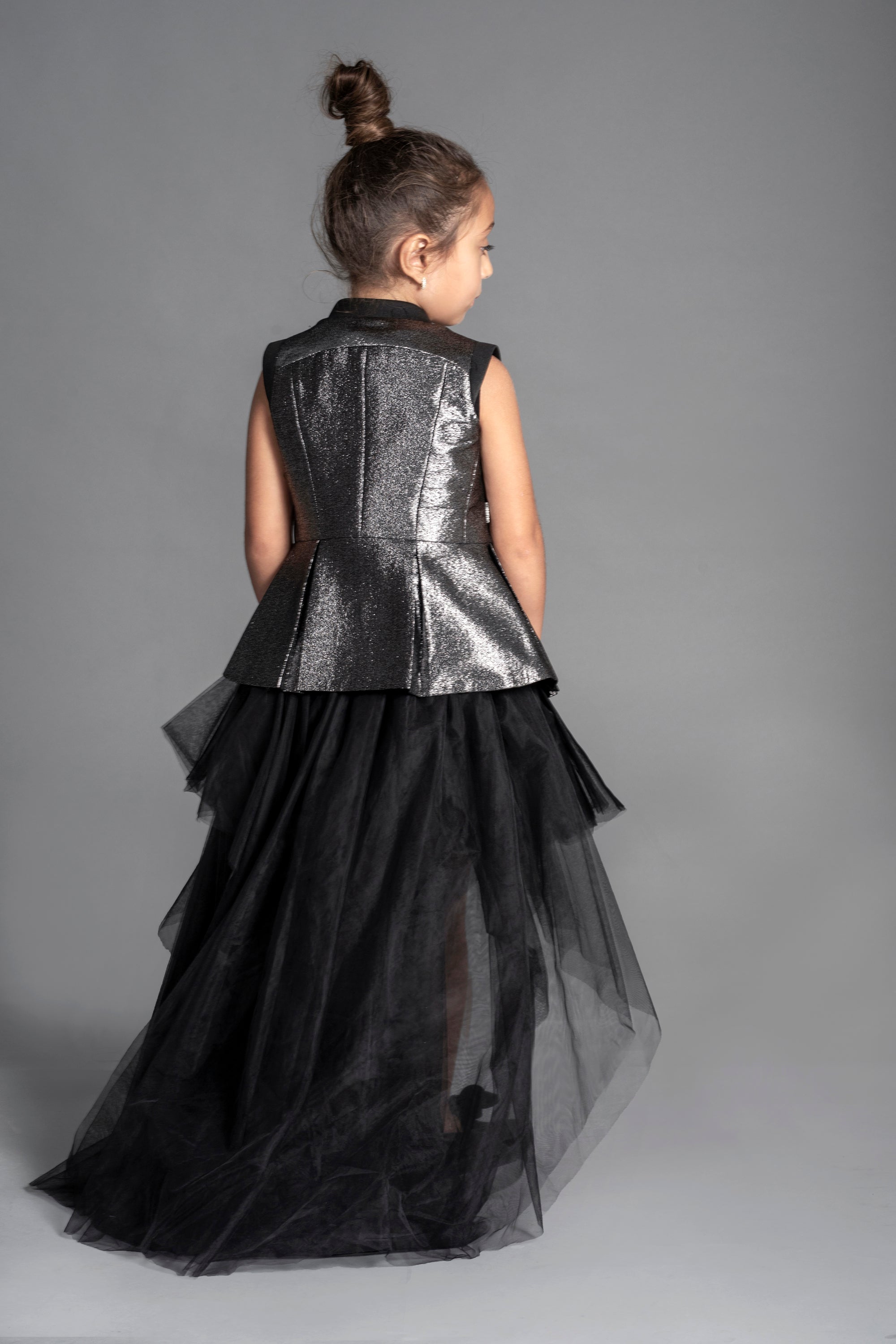 SILVER VEST
