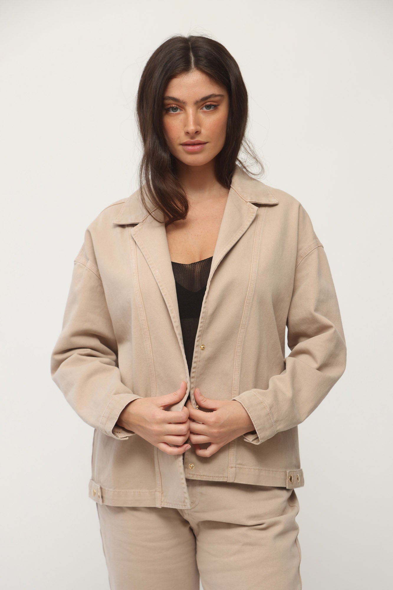 DENIM JACKET HIDDEN SNAPS BEIGE