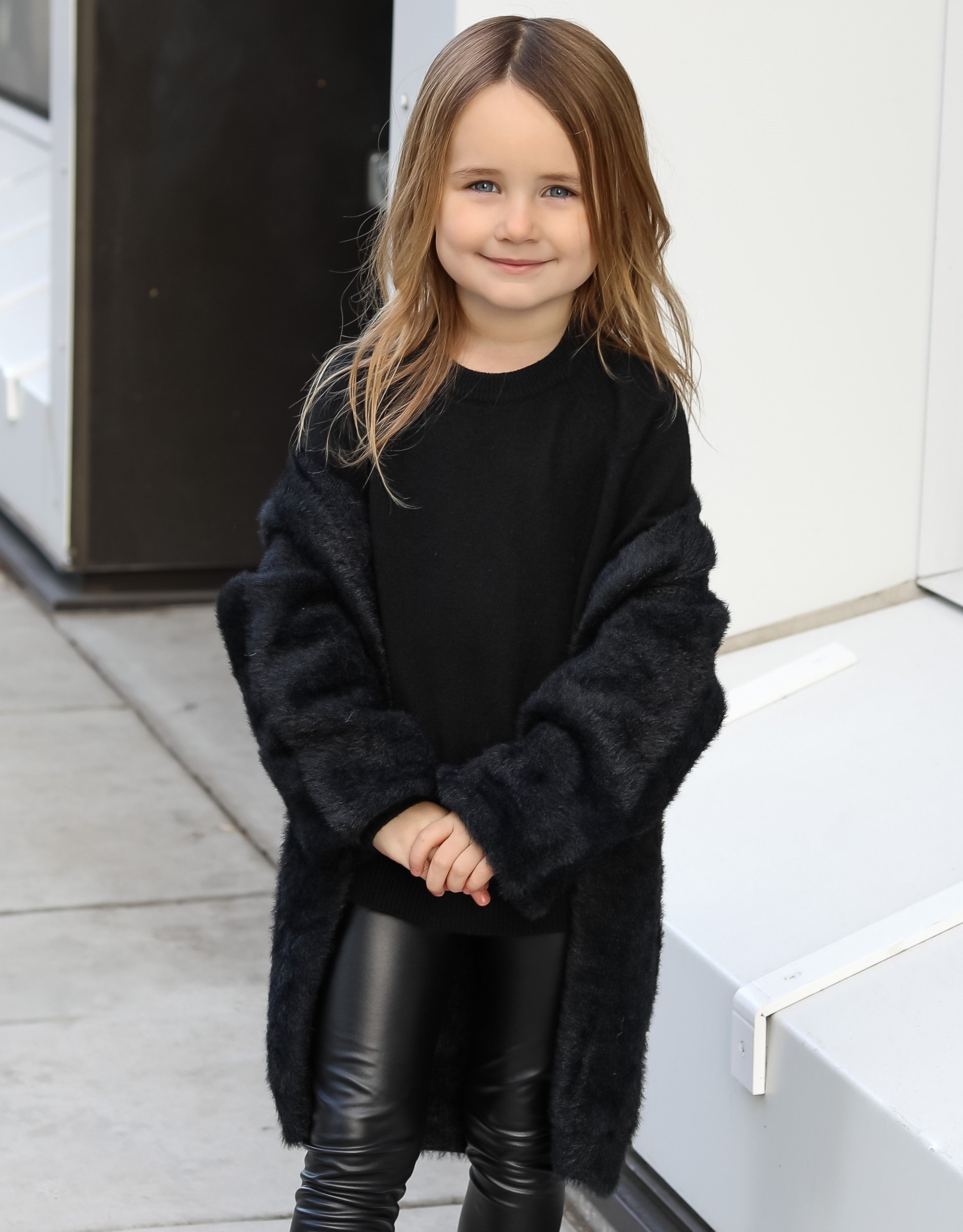 FLUFFY CARDIGAN