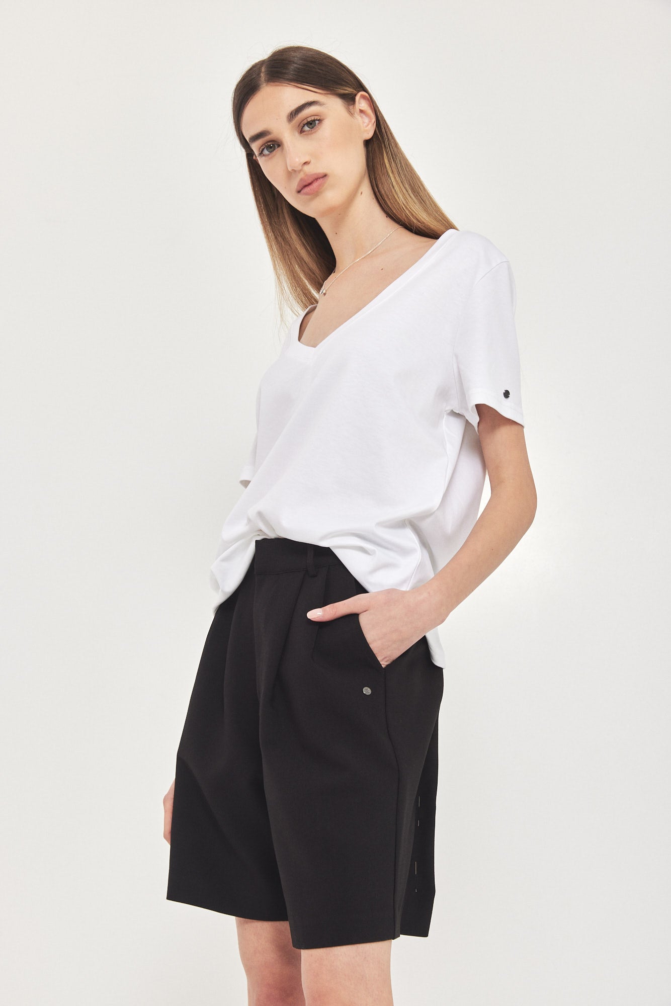 CLASSIC BERMUDA BLACK