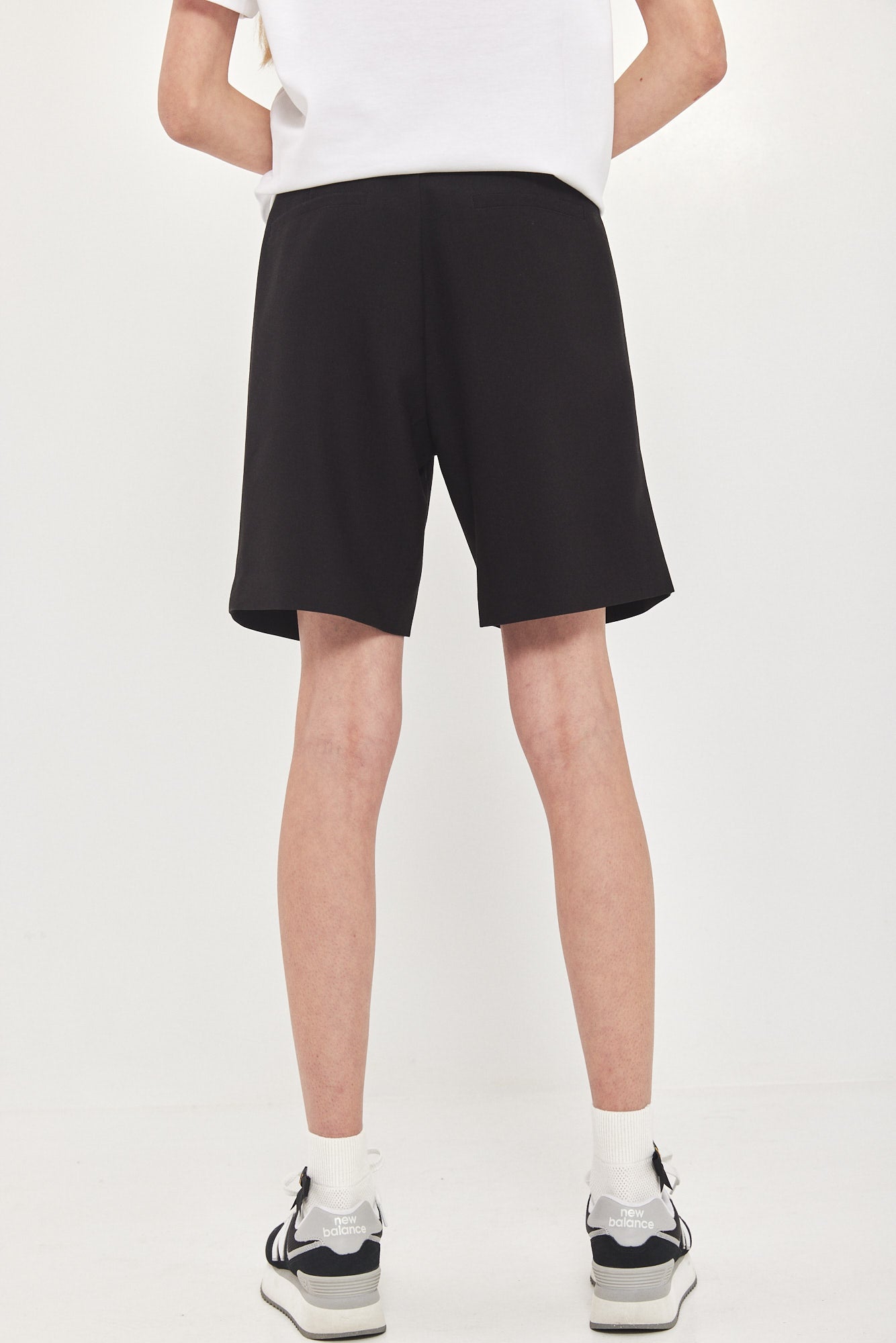 CLASSIC BERMUDA BLACK