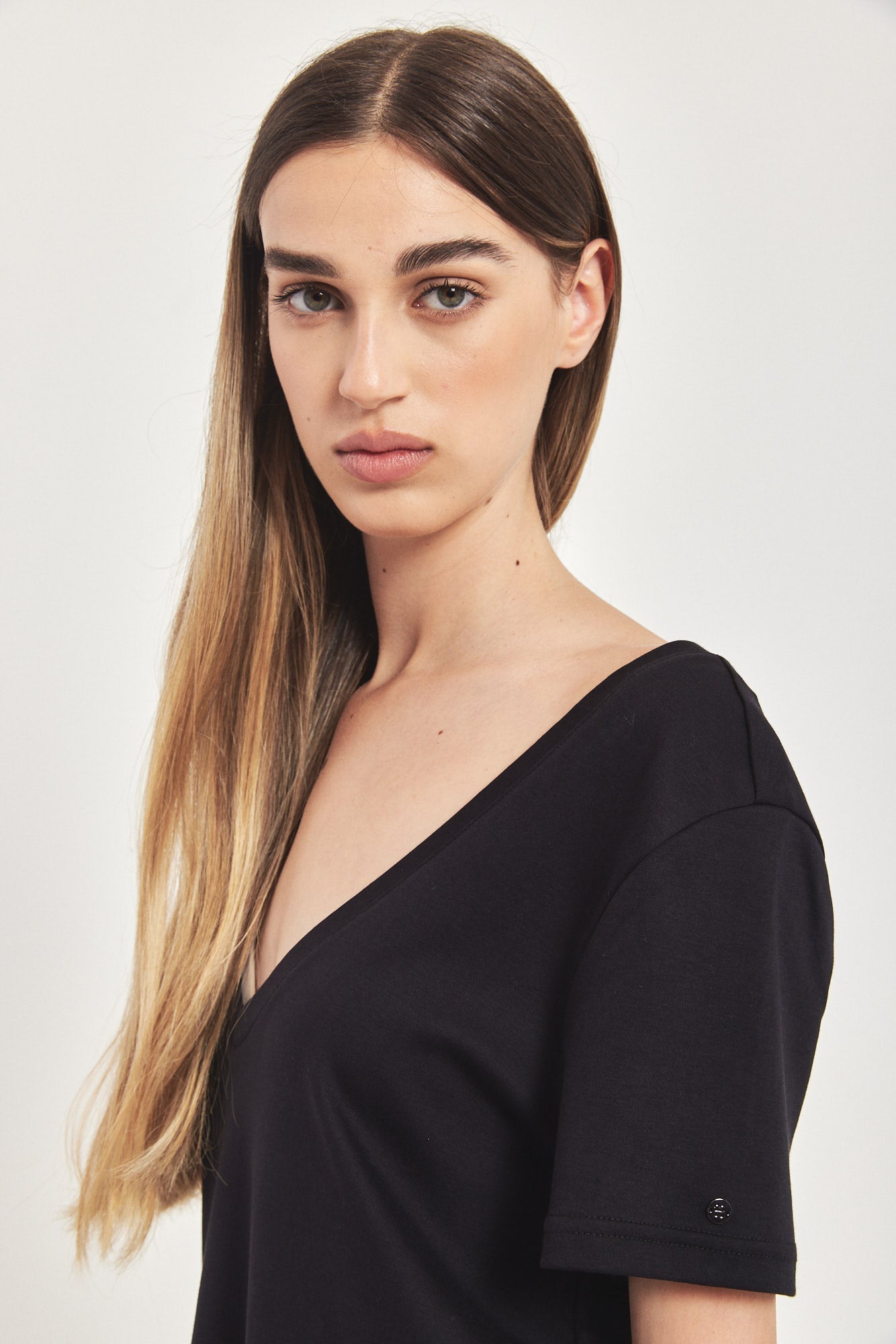 WOMEN T BLACK